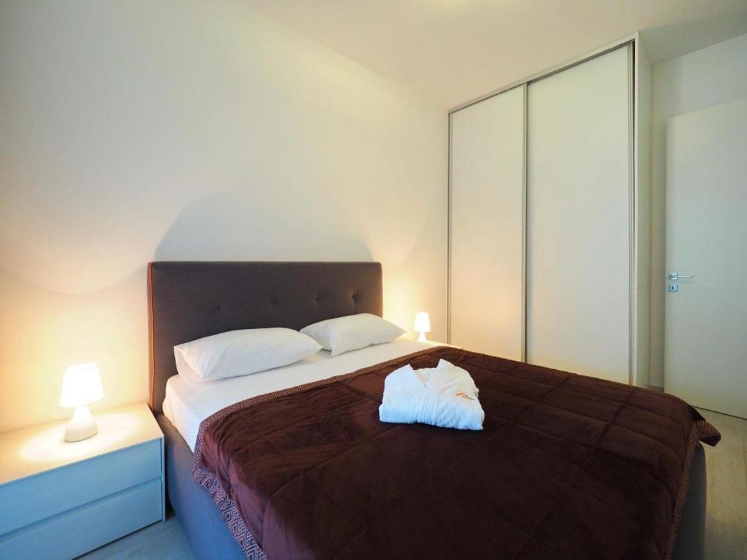 Royal Montesun Apartments Budva Bagian luar foto